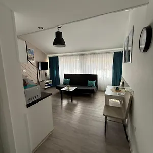  Apartment Downtown