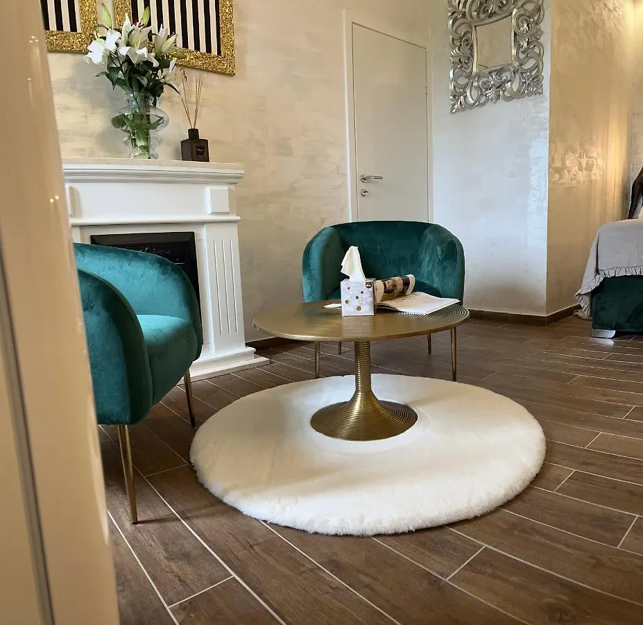 La Dolce Vita Luxury II Apartments With Best Free Private Parking In Center Pula Croacia